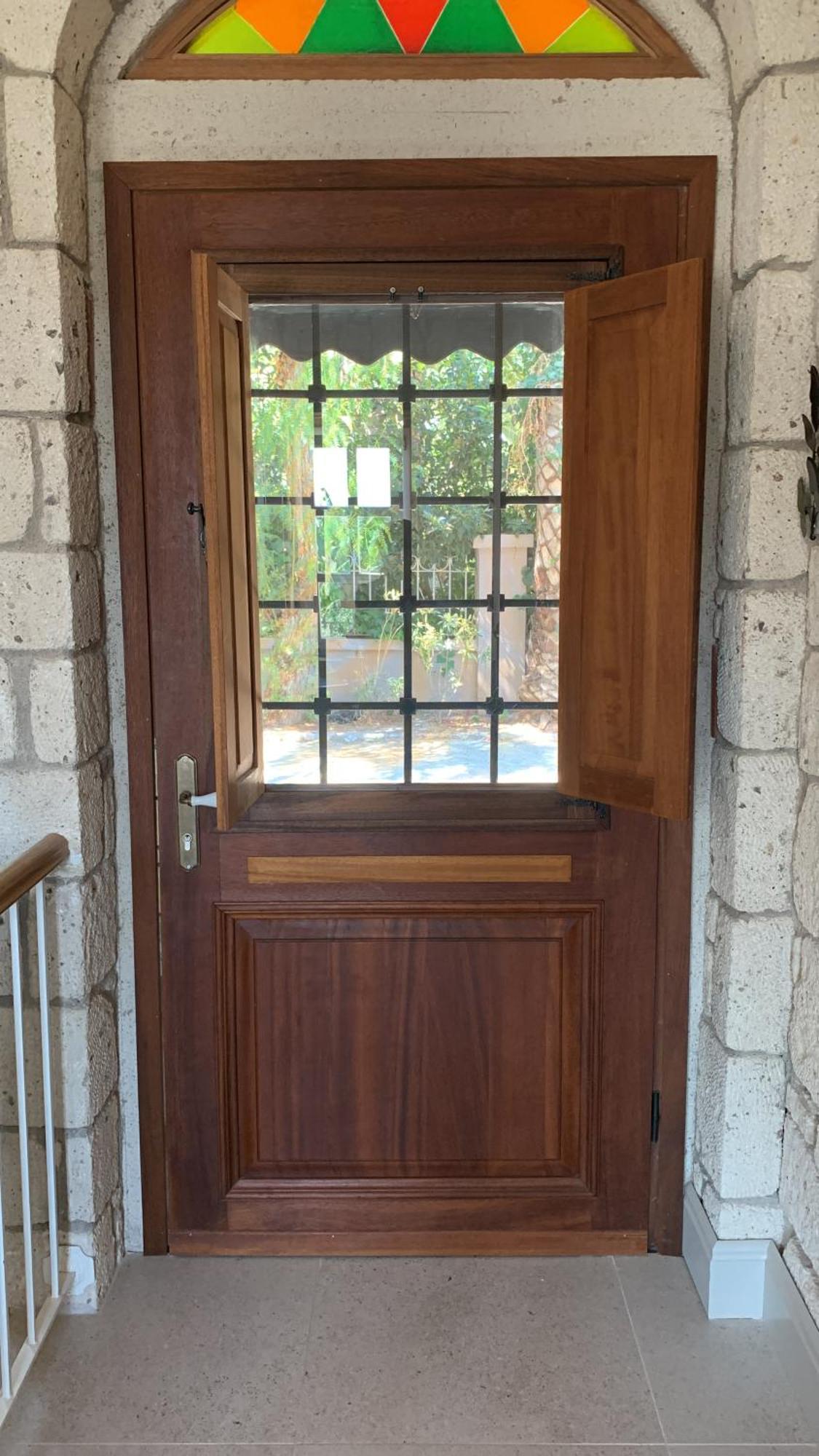 Yuga Alacatı Bagian luar foto